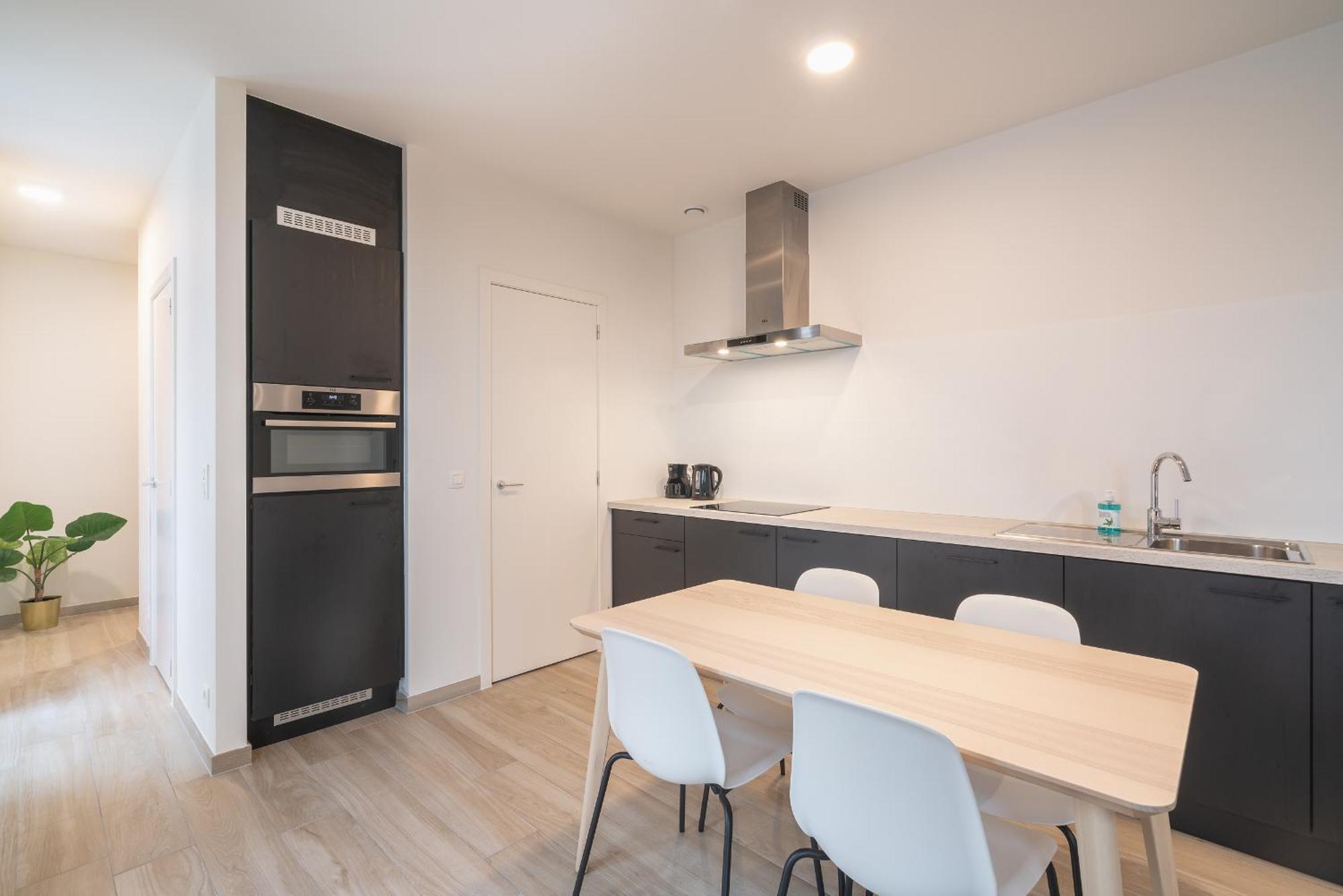 Opera Apartments In The Center Of แอนต์เวิร์ป ภายนอก รูปภาพ